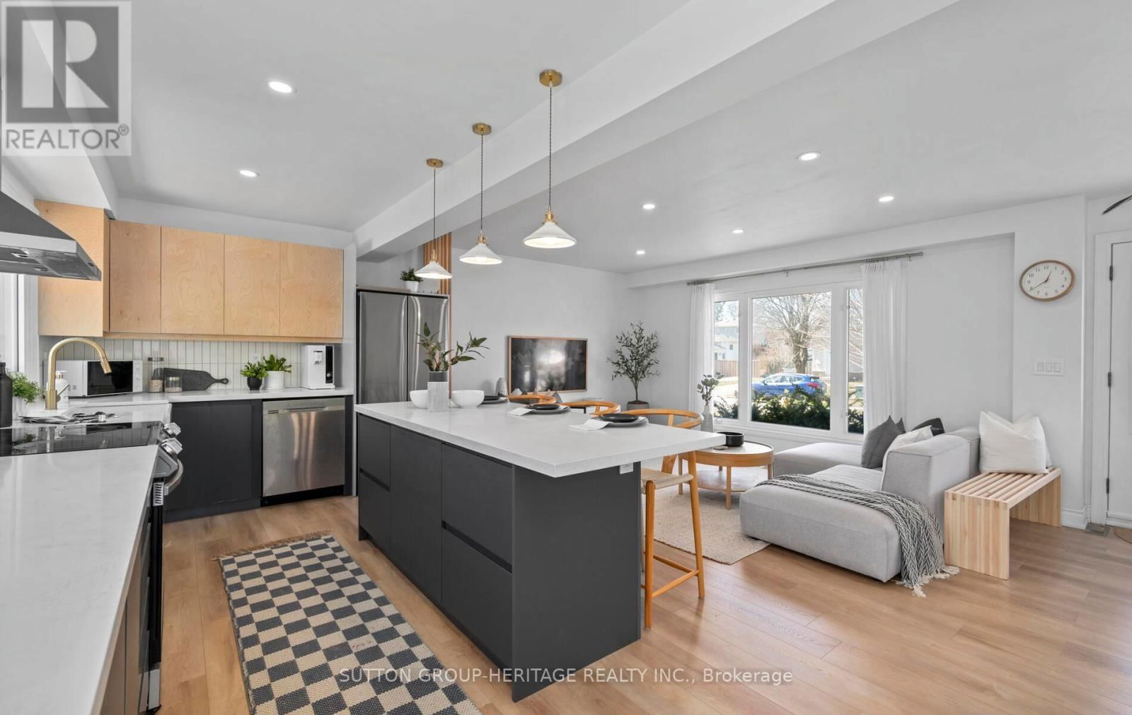 23 AGATE ROAD Image 10