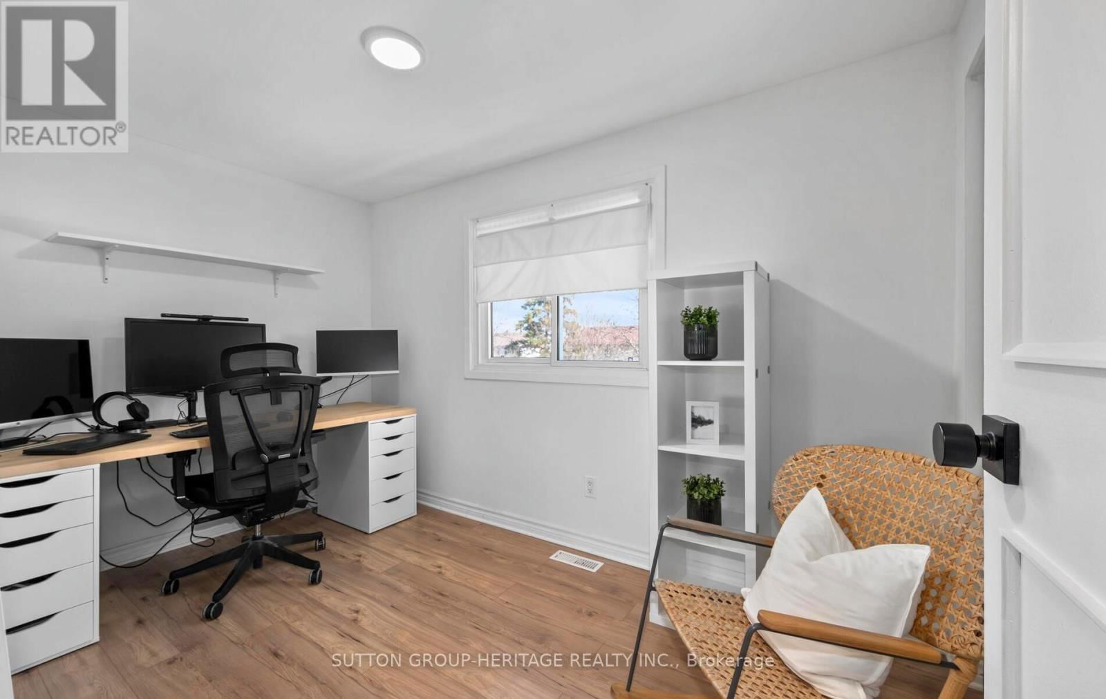 23 AGATE ROAD Image 22