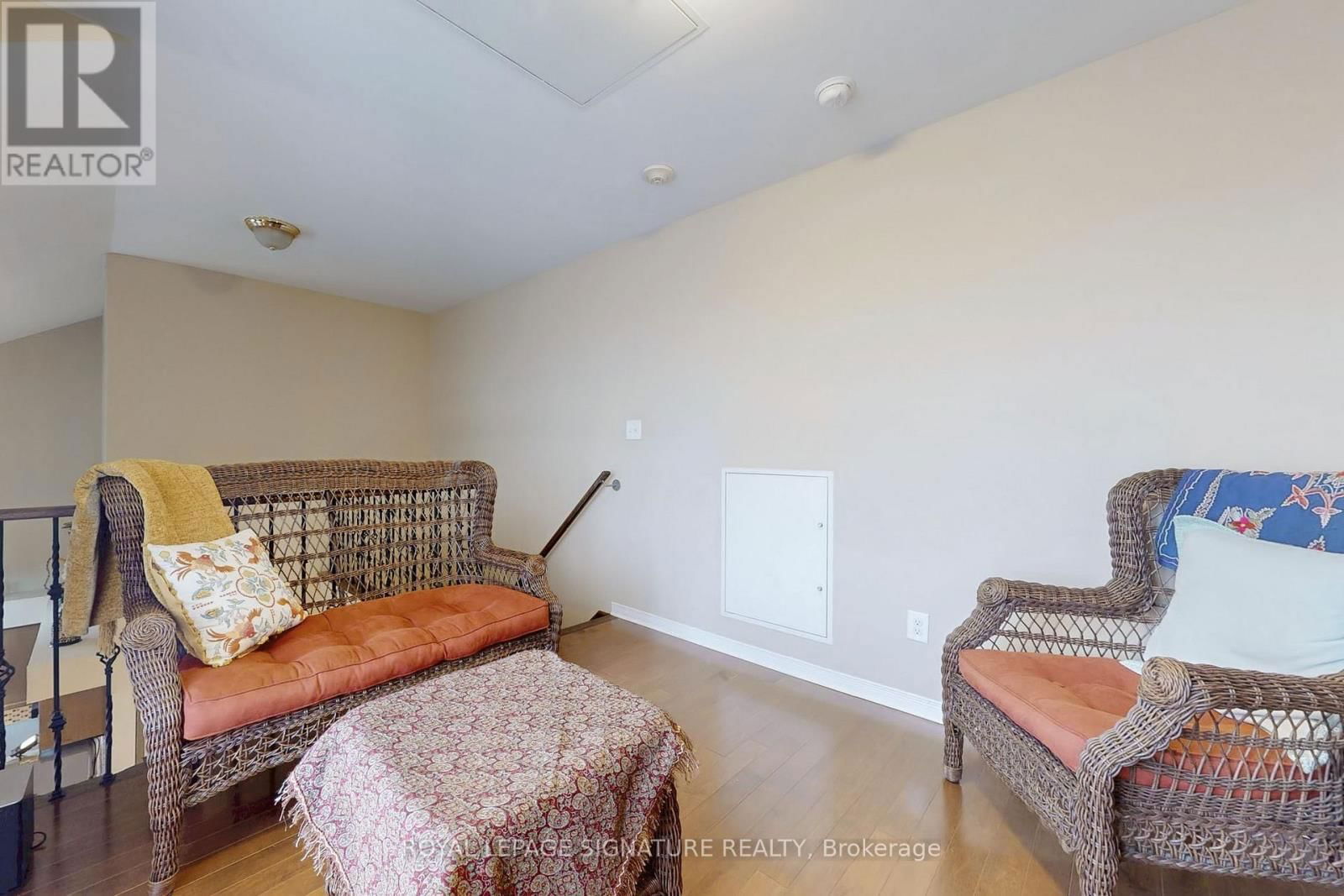 24 - 649D WARDEN AVENUE Image 18