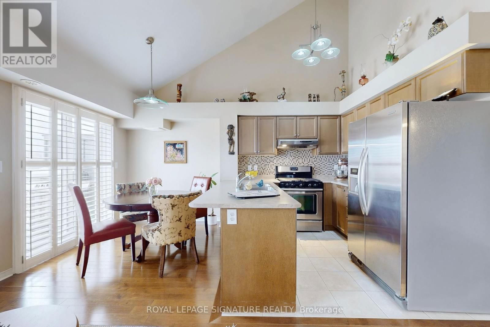 24 - 649D WARDEN AVENUE Image 7
