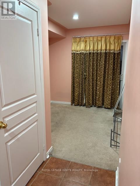 11 CURRAN HALL CRESCENT Image 10