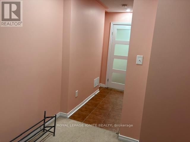11 CURRAN HALL CRESCENT Image 11
