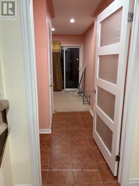 11 CURRAN HALL CRESCENT Image 12