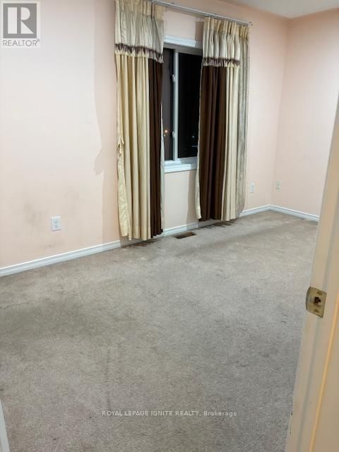 11 CURRAN HALL CRESCENT Image 15