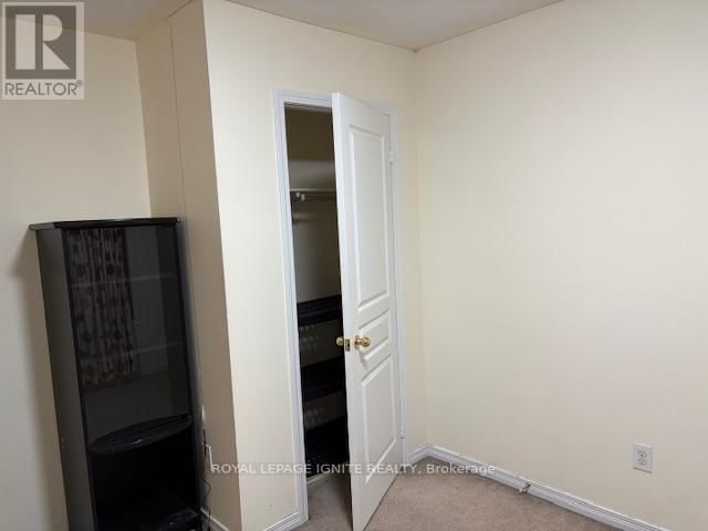 11 CURRAN HALL CRESCENT Image 18