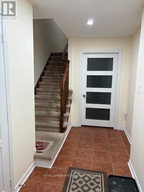 11 CURRAN HALL CRESCENT Image 2