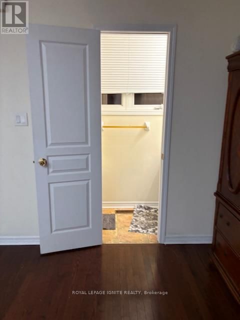 11 CURRAN HALL CRESCENT Image 37