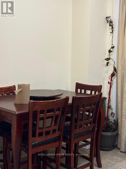 11 CURRAN HALL CRESCENT Image 46
