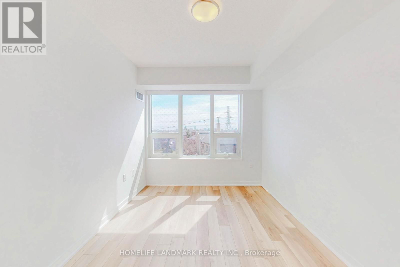 310 - 1028 MCNICOLL AVENUE Image 18