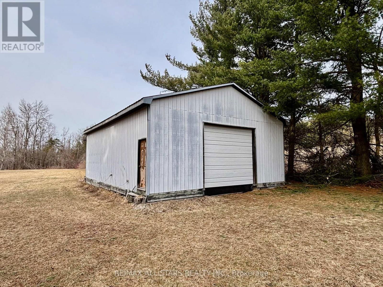 321 REGIONAL RD 21 ROAD Image 23