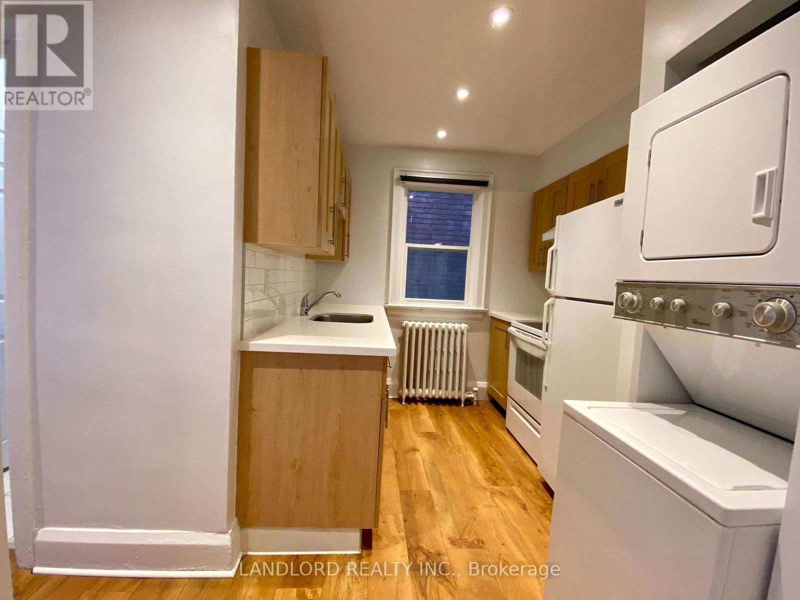 4 - 135 CHISHOLM AVENUE Image 10