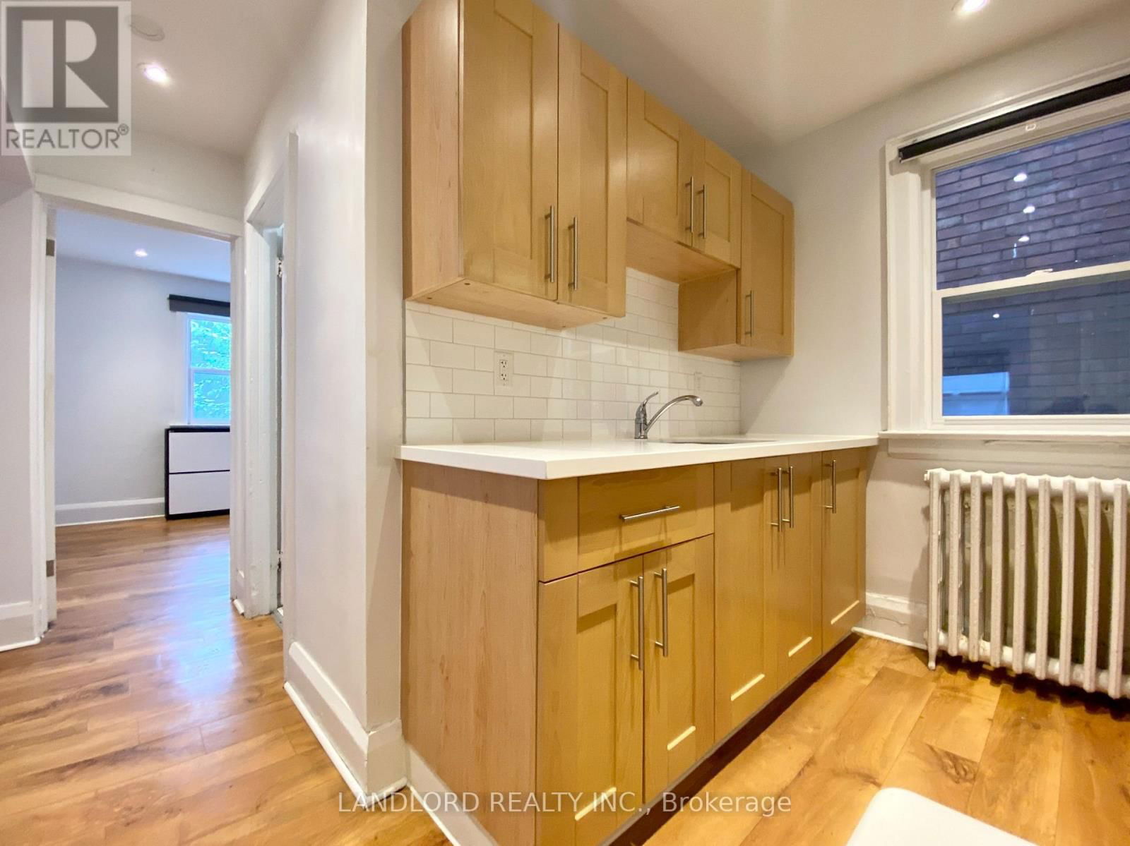 4 - 135 CHISHOLM AVENUE Image 13