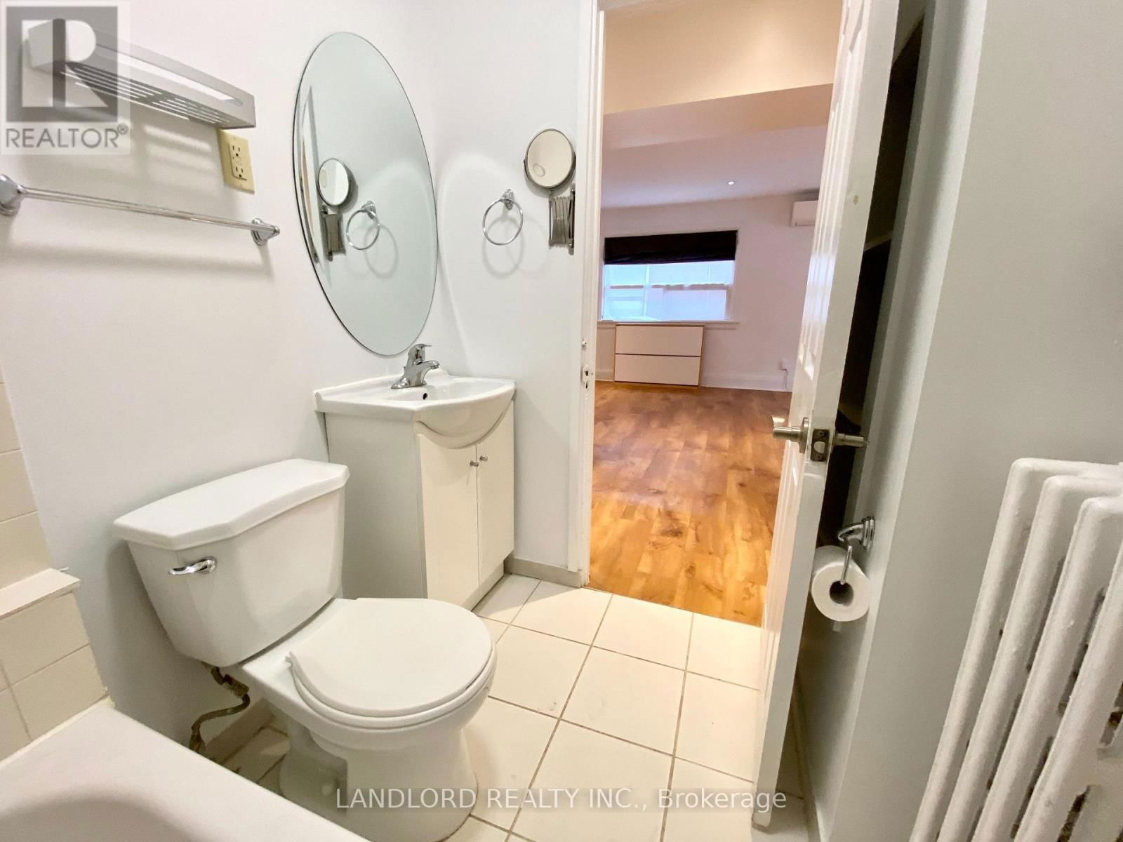 4 - 135 CHISHOLM AVENUE Image 14