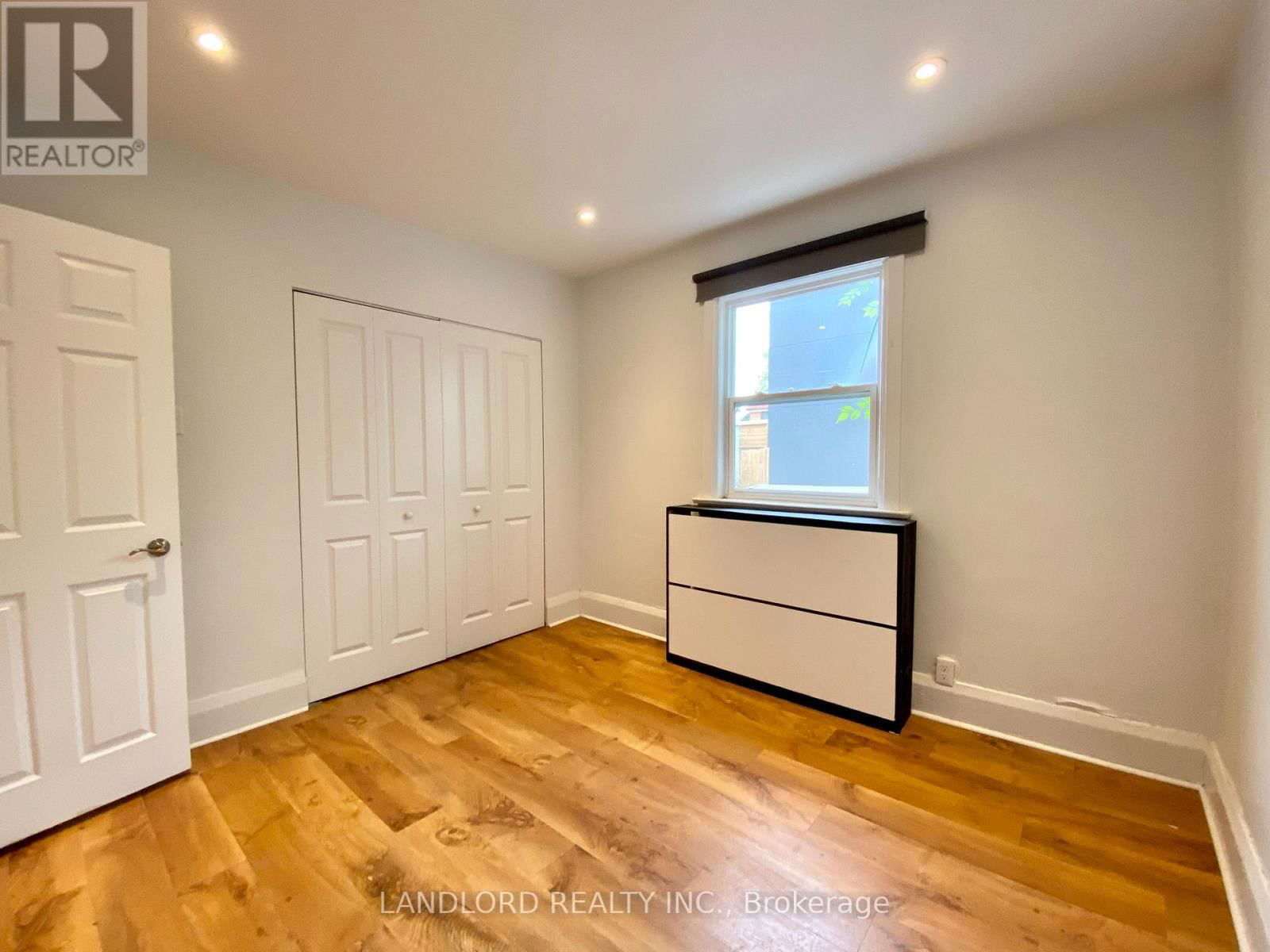 4 - 135 CHISHOLM AVENUE Image 7