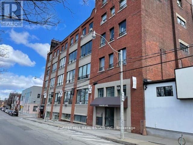 207A - 9 DAVIES AVENUE Image 1