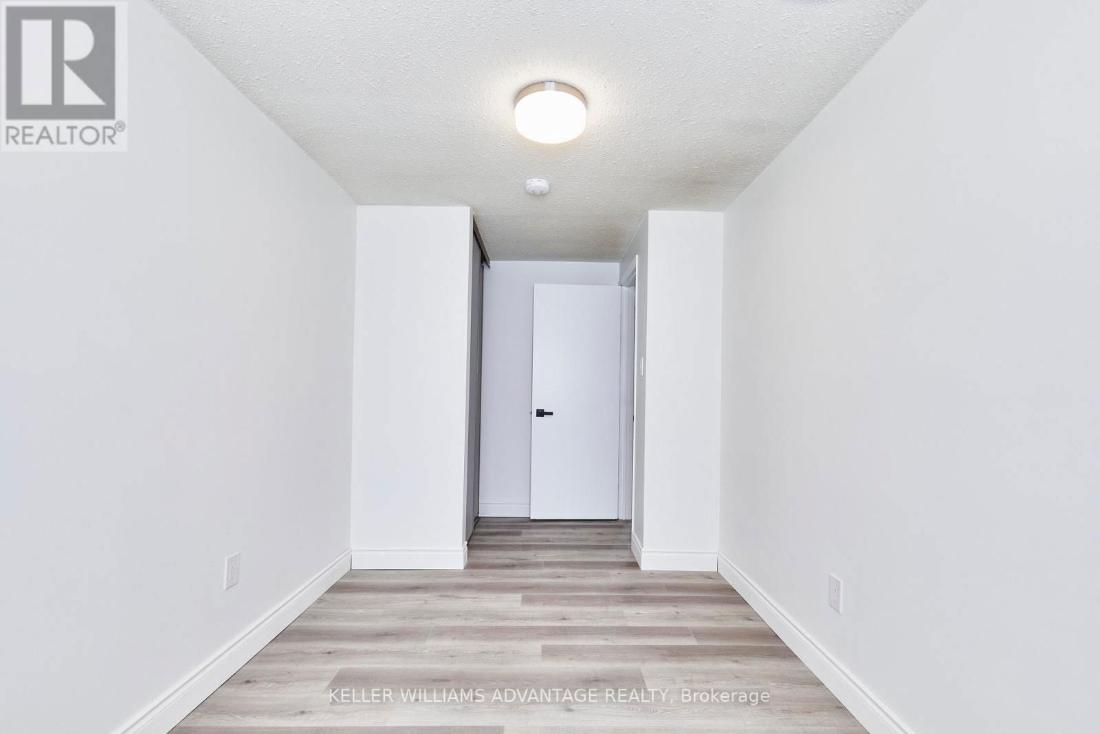 Unit A - 23 PARSELL SQUARE Image 13