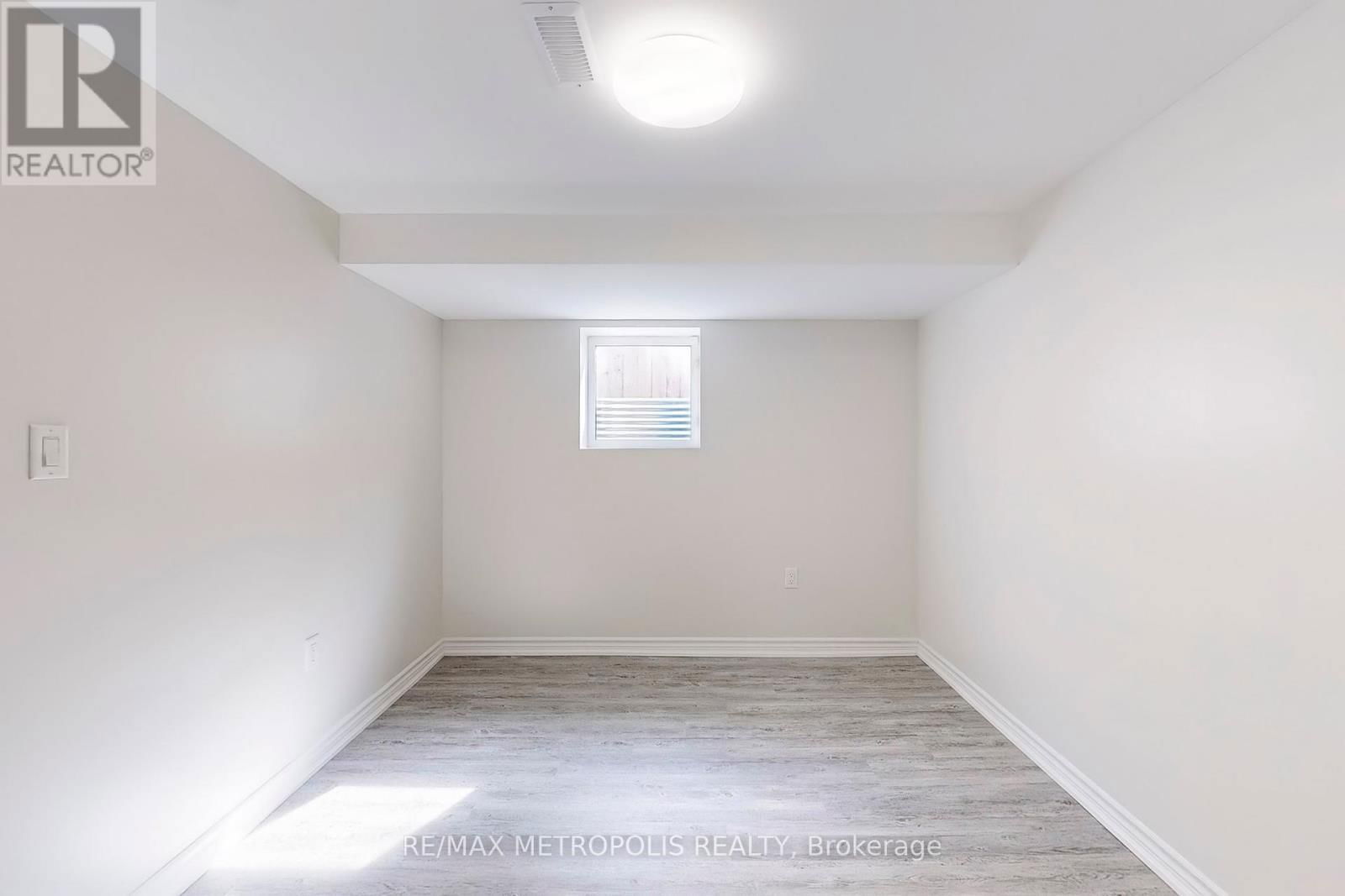 74 WANTANOPA CRESCENT Image 35