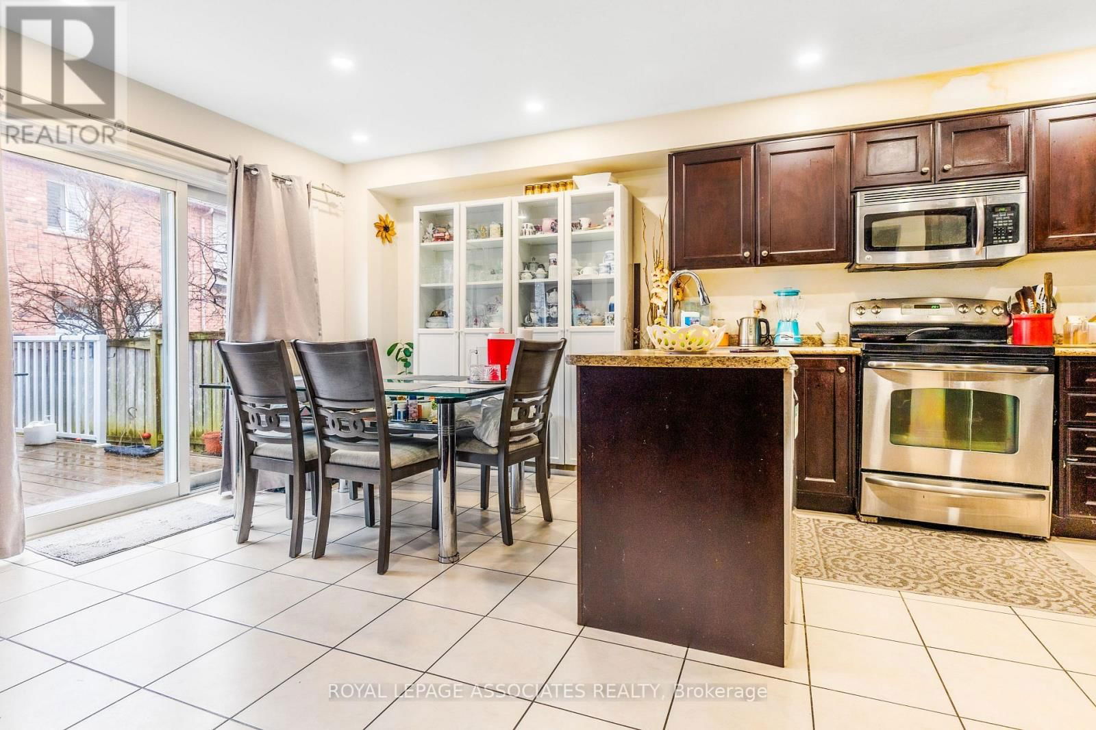 5 OATES DRIVE Image 11