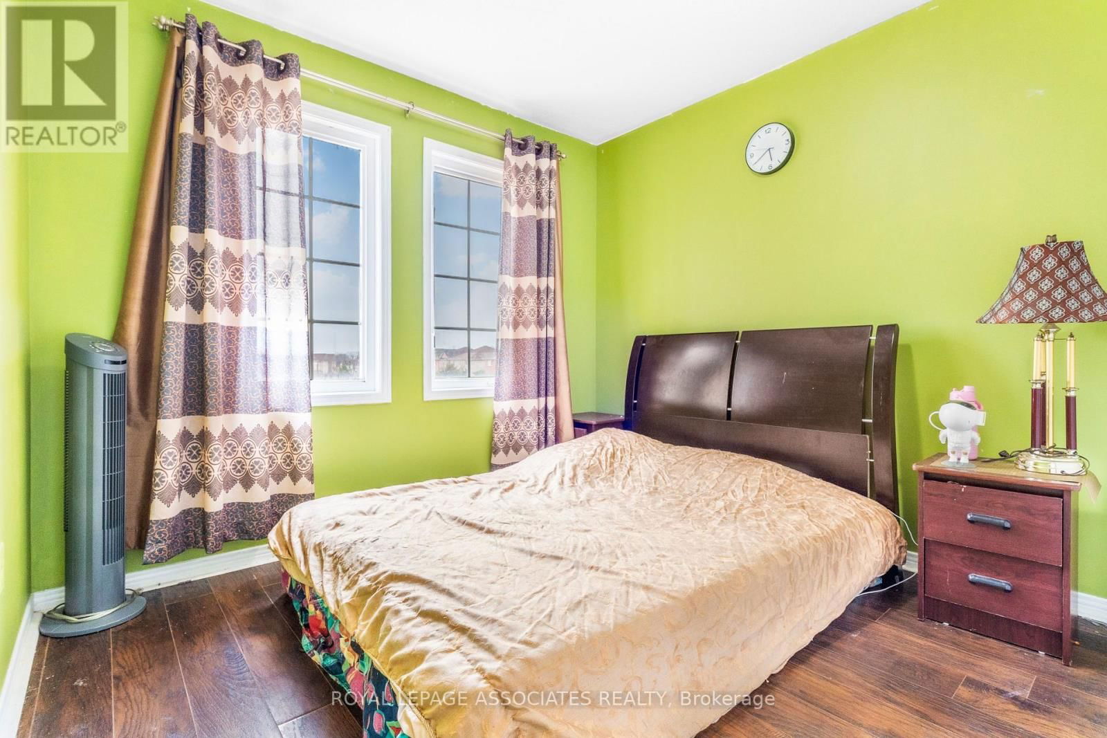 5 OATES DRIVE Image 17