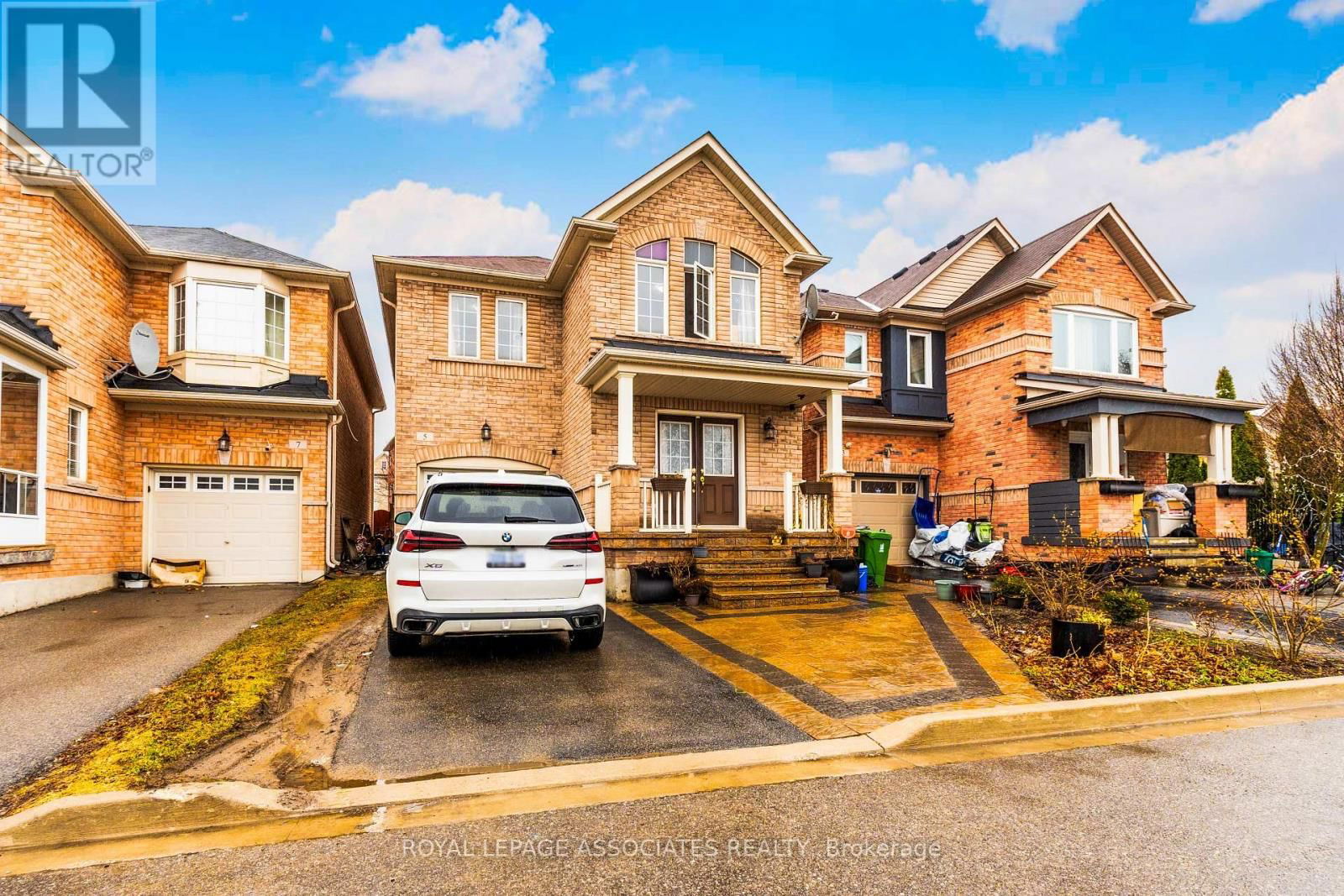 5 OATES DRIVE Image 3