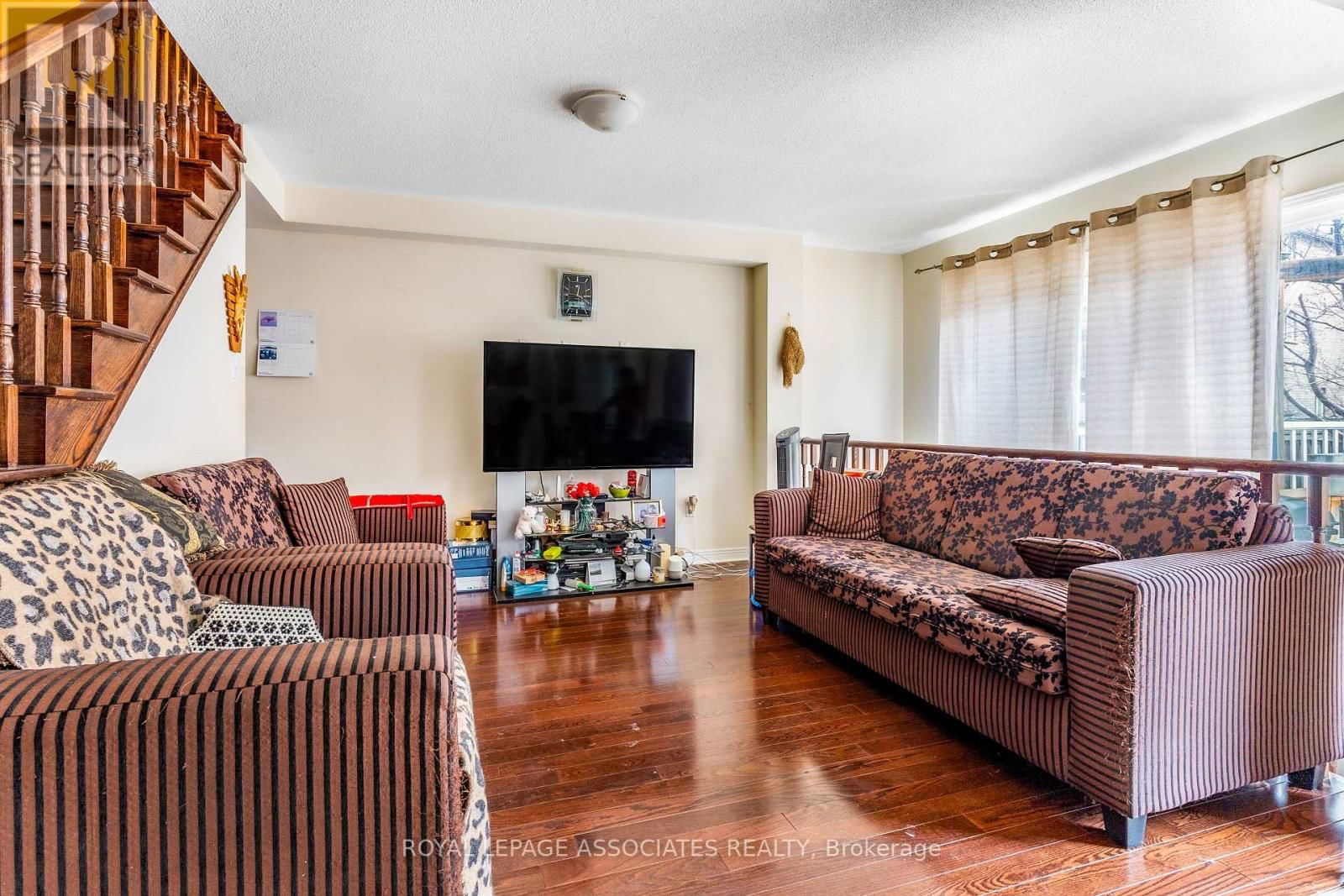 5 OATES DRIVE Image 9