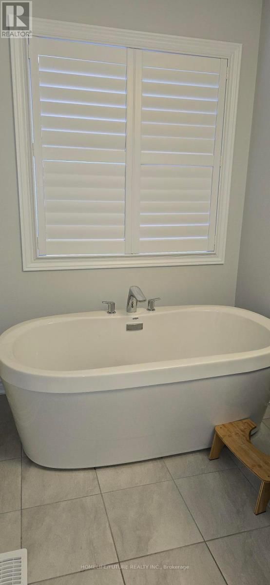 41 SUTCLIFFE DRIVE Image 8