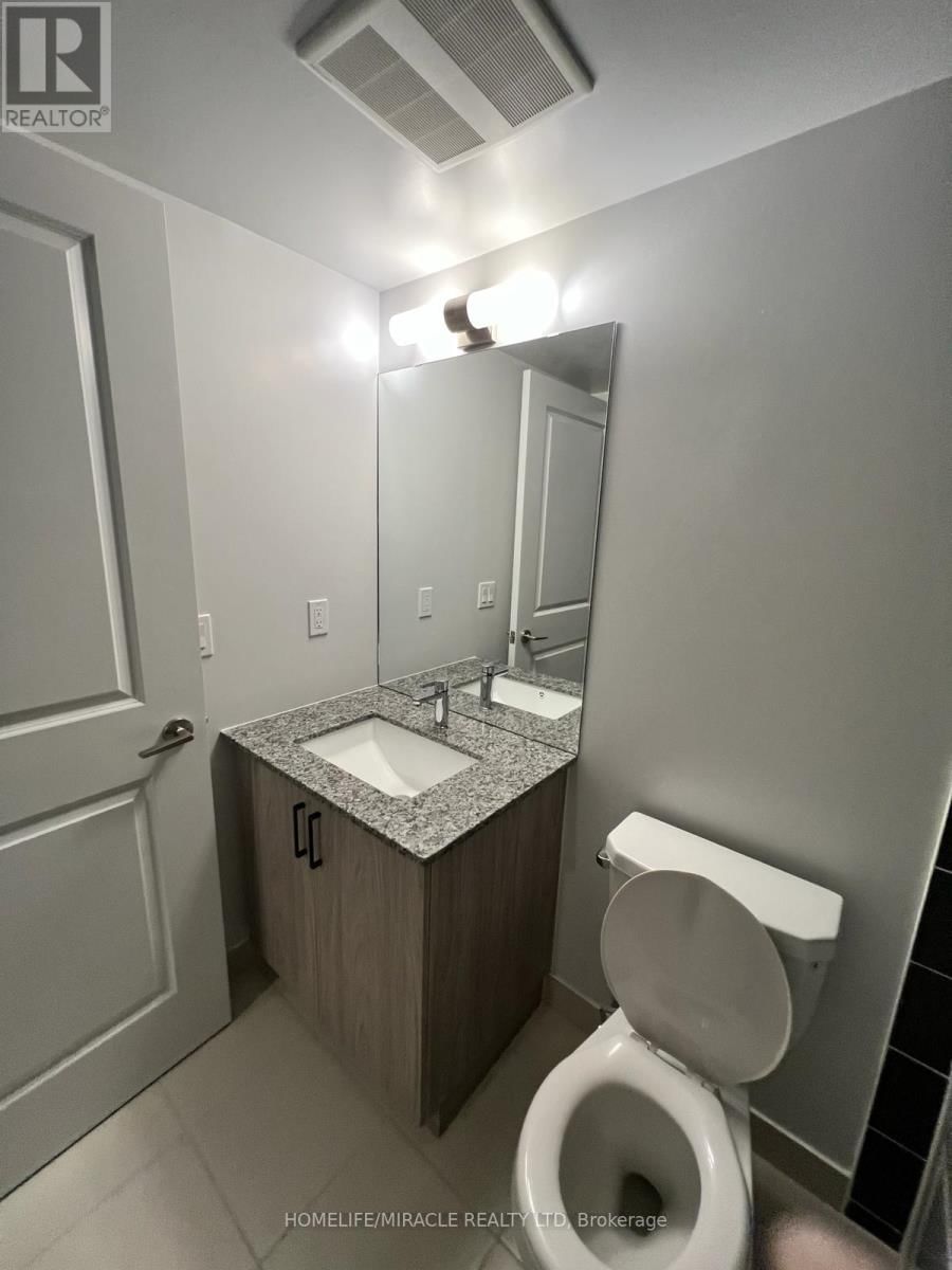 225 - 20 MEADOWGLEN PLACE Image 11