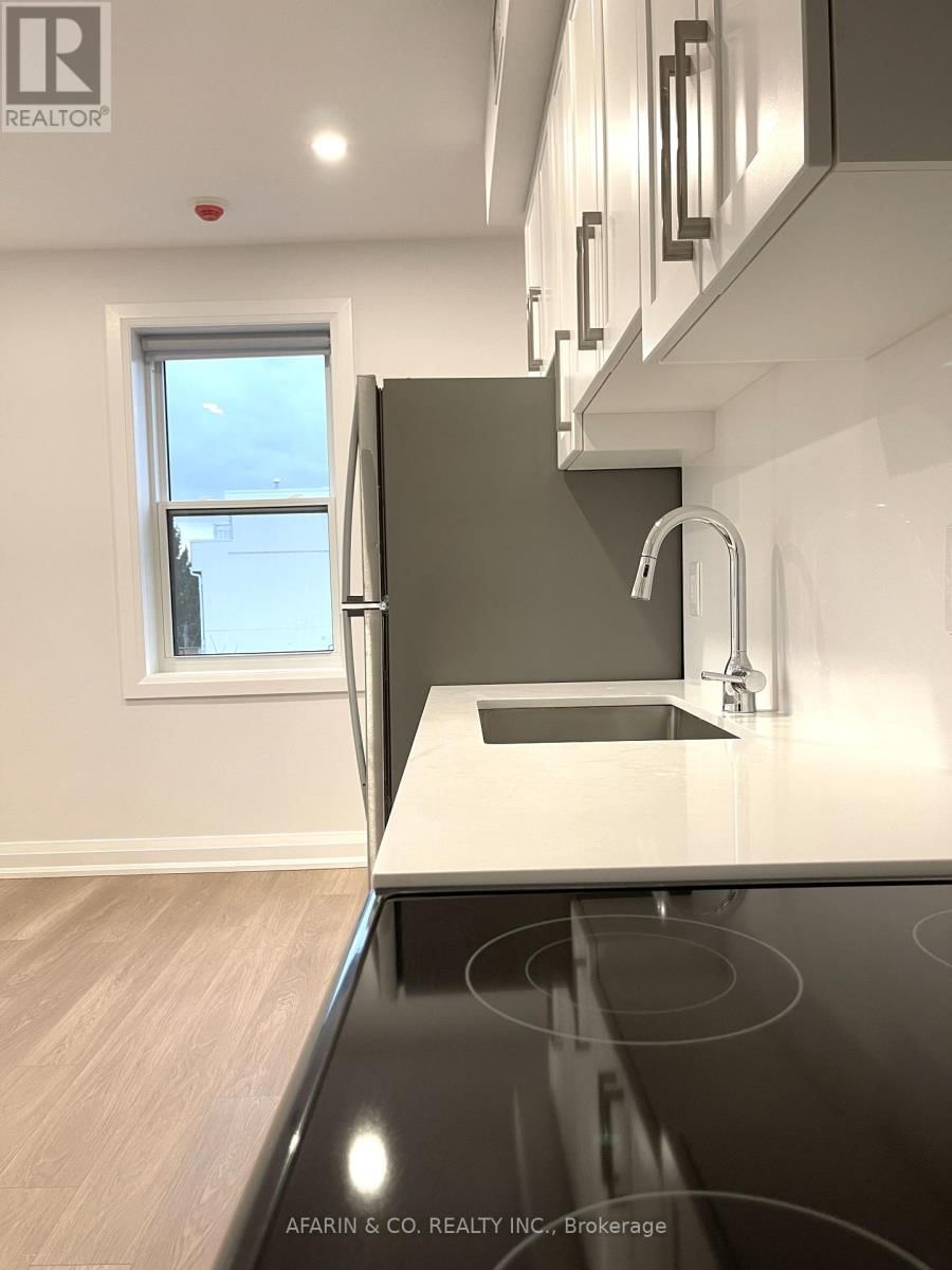Unit 6 - 79 CEDARVALE AVENUE Image 10