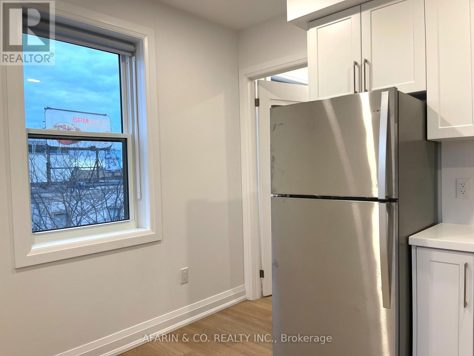 Unit 6 - 79 CEDARVALE AVENUE Image 11