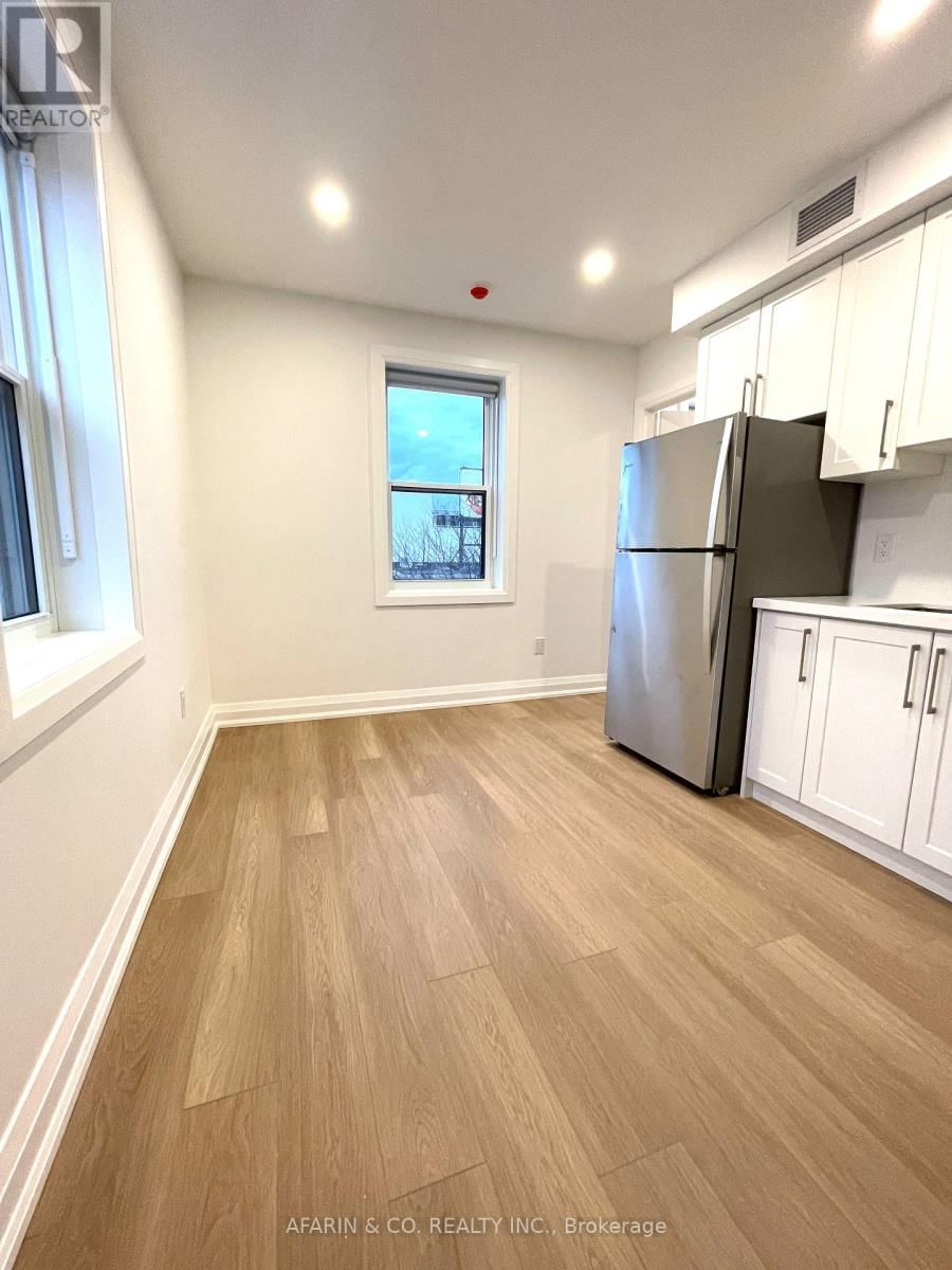 Unit 6 - 79 CEDARVALE AVENUE Image 14