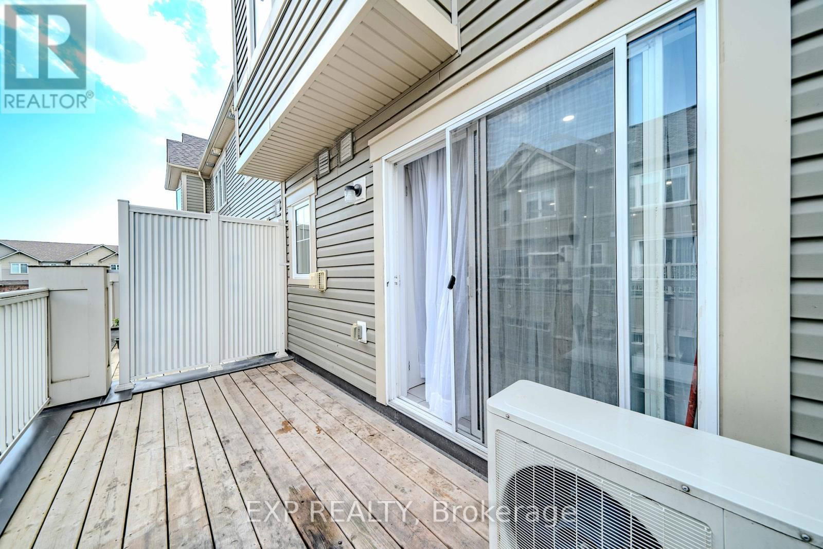 10 - 2500 HILL RISE COURT Image 19