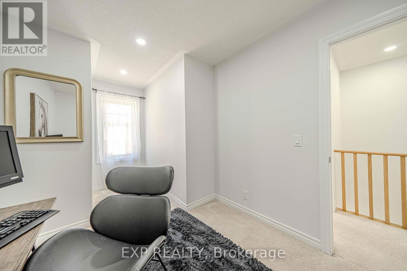 10 - 2500 HILL RISE COURT Image 30