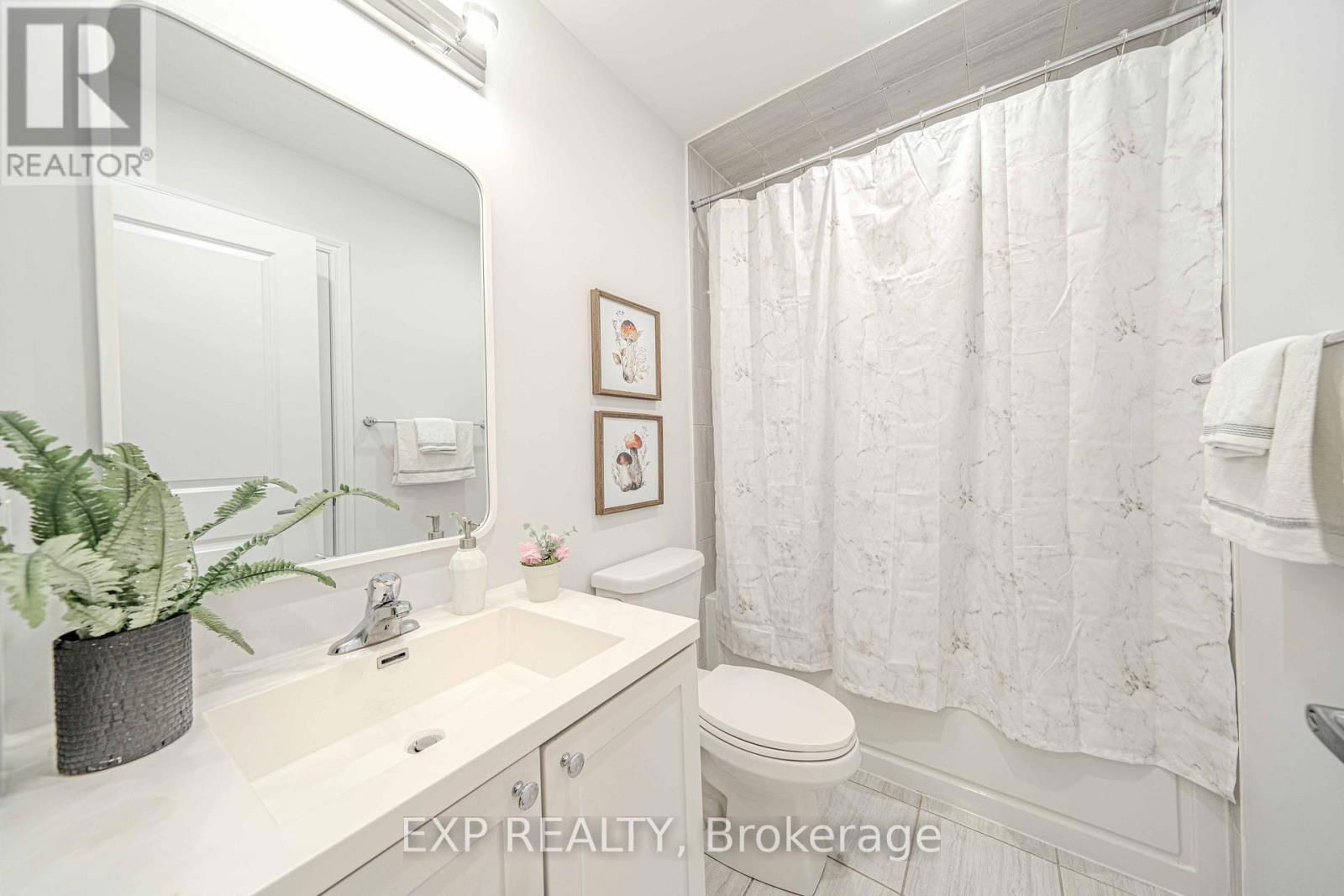 10 - 2500 HILL RISE COURT Image 33