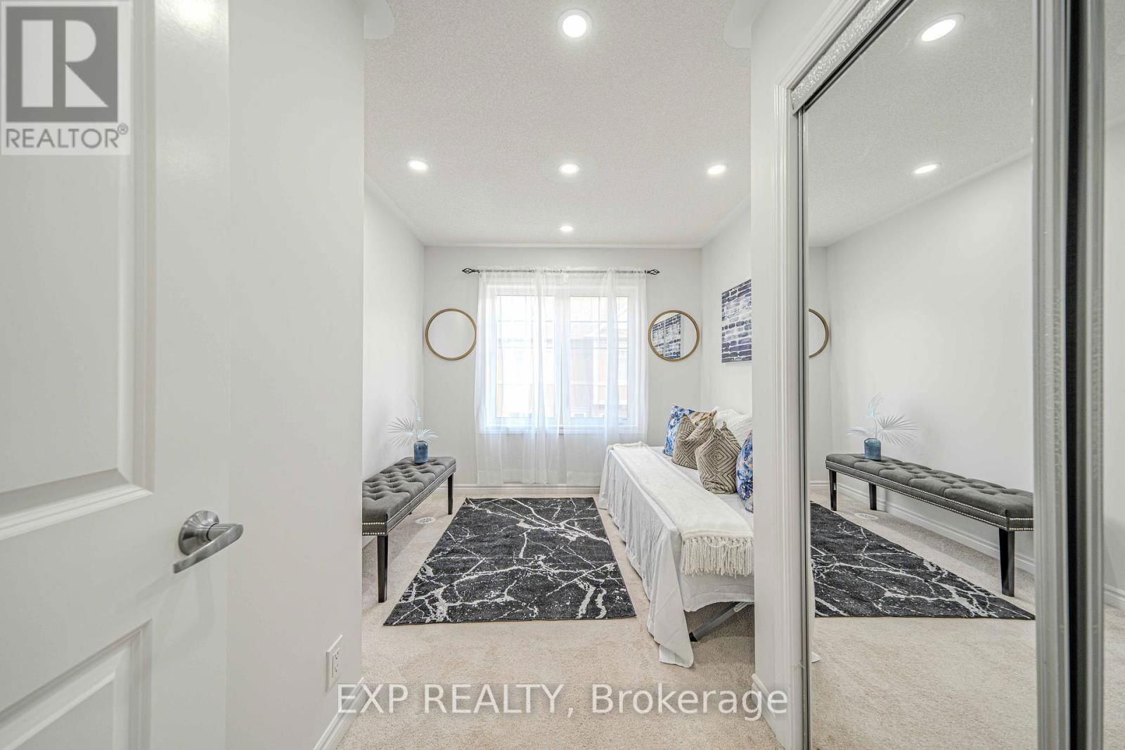 10 - 2500 HILL RISE COURT Image 35