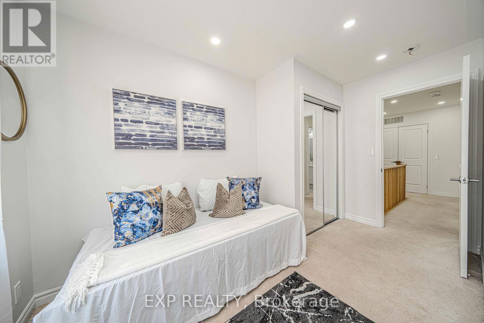 10 - 2500 HILL RISE COURT Image 37