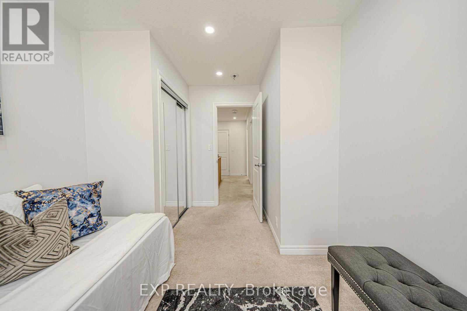 10 - 2500 HILL RISE COURT Image 38