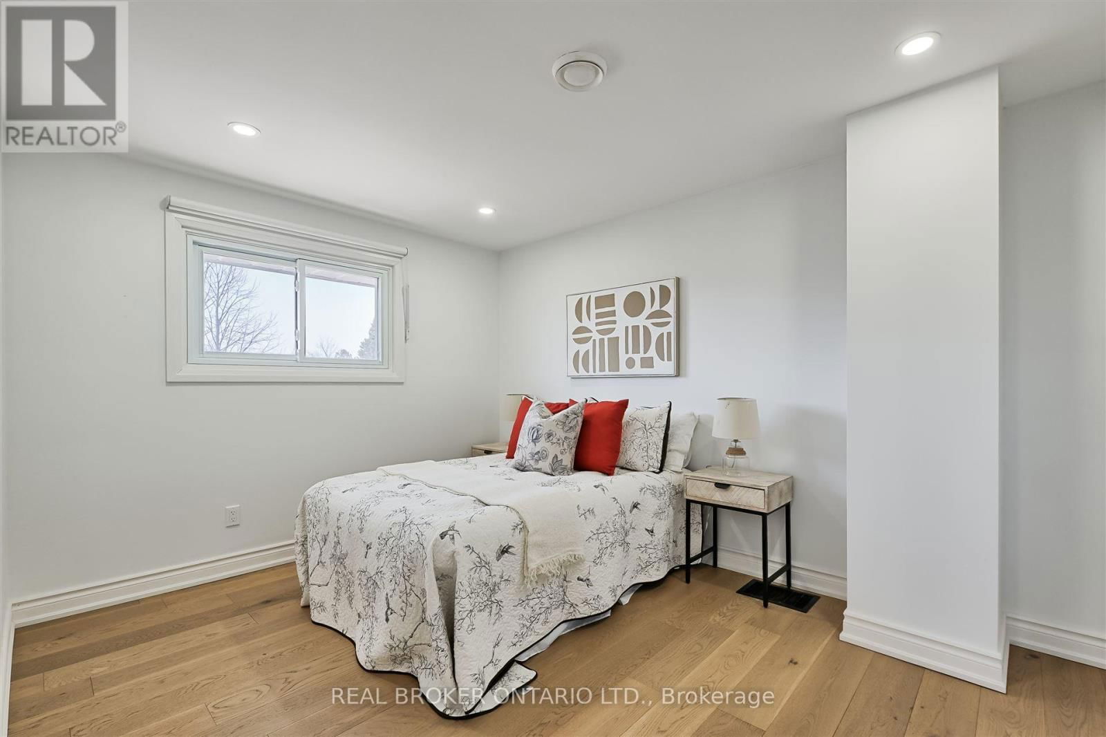 778 ASHLEY COURT Image 16