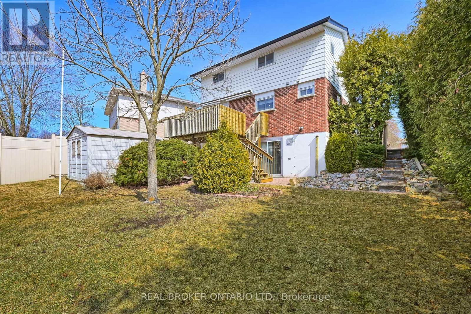 778 ASHLEY COURT Image 32