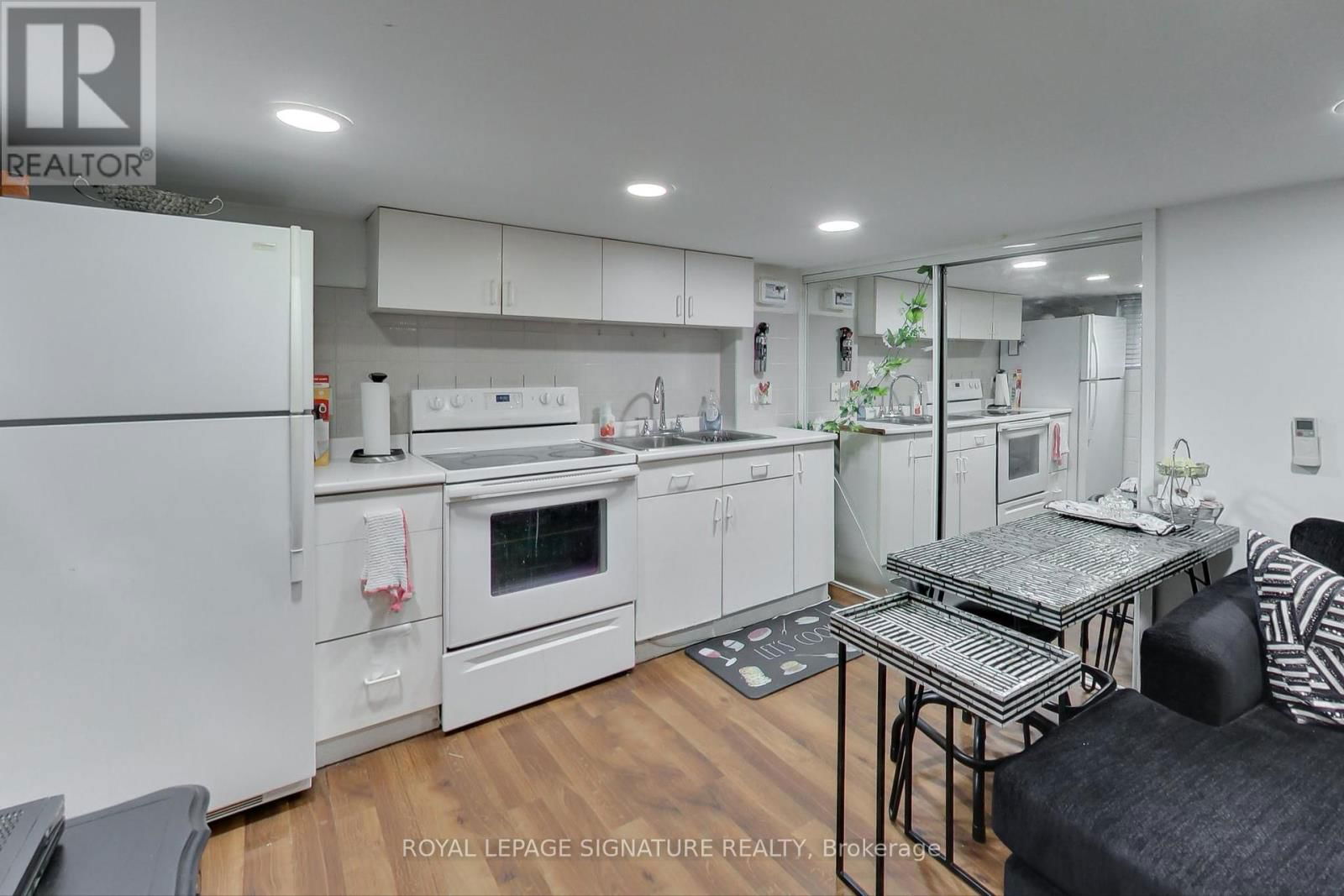 4 BRYANT AVENUE Image 14