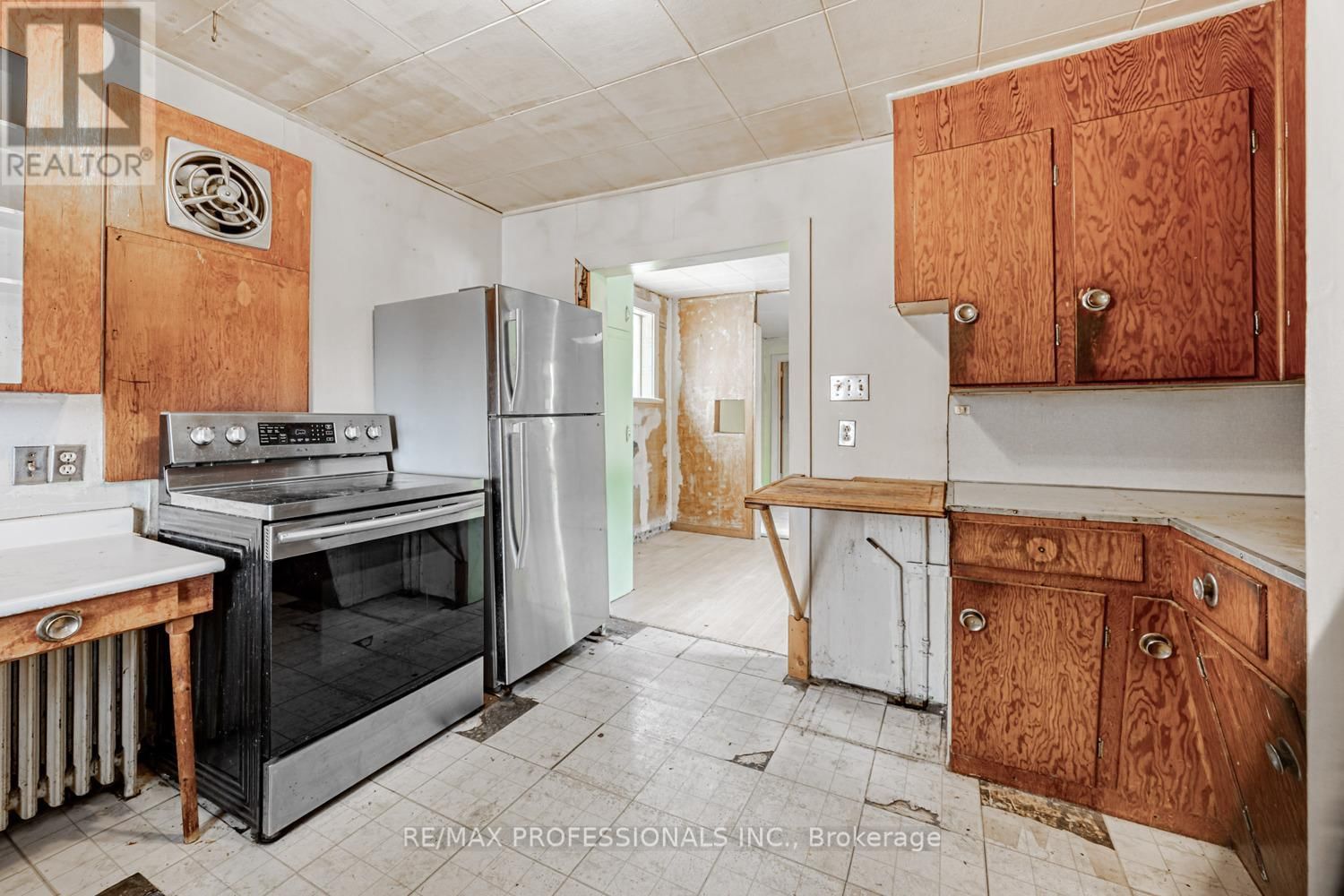 68 MCDONALD AVENUE Image 7