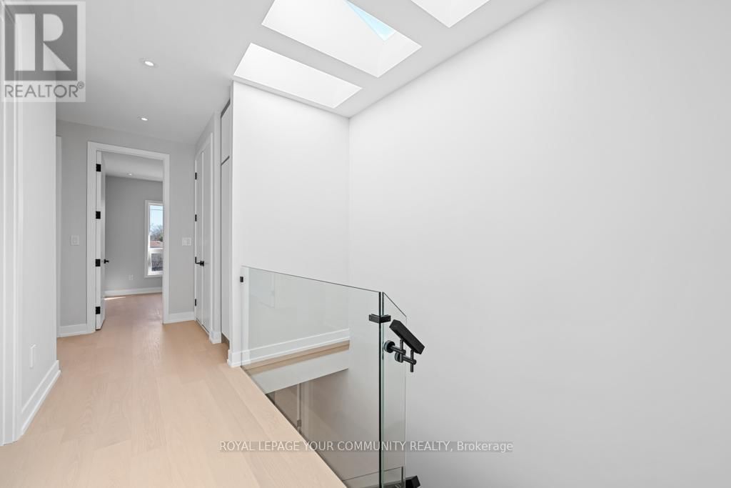 266 WESTLAKE AVENUE Image 28