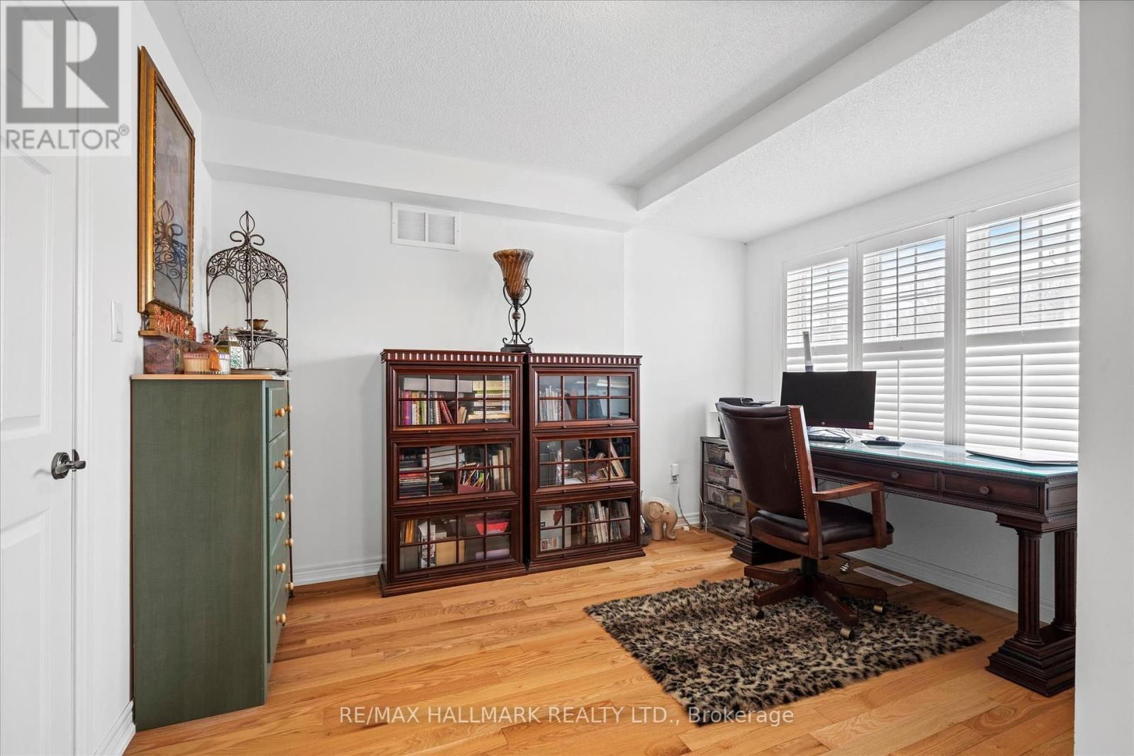 3358C KINGSTON ROAD Image 21