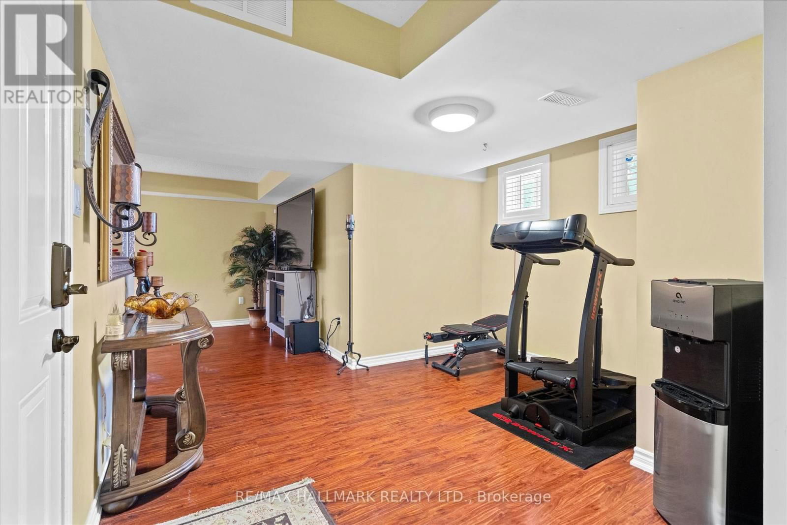 3358C KINGSTON ROAD Image 39