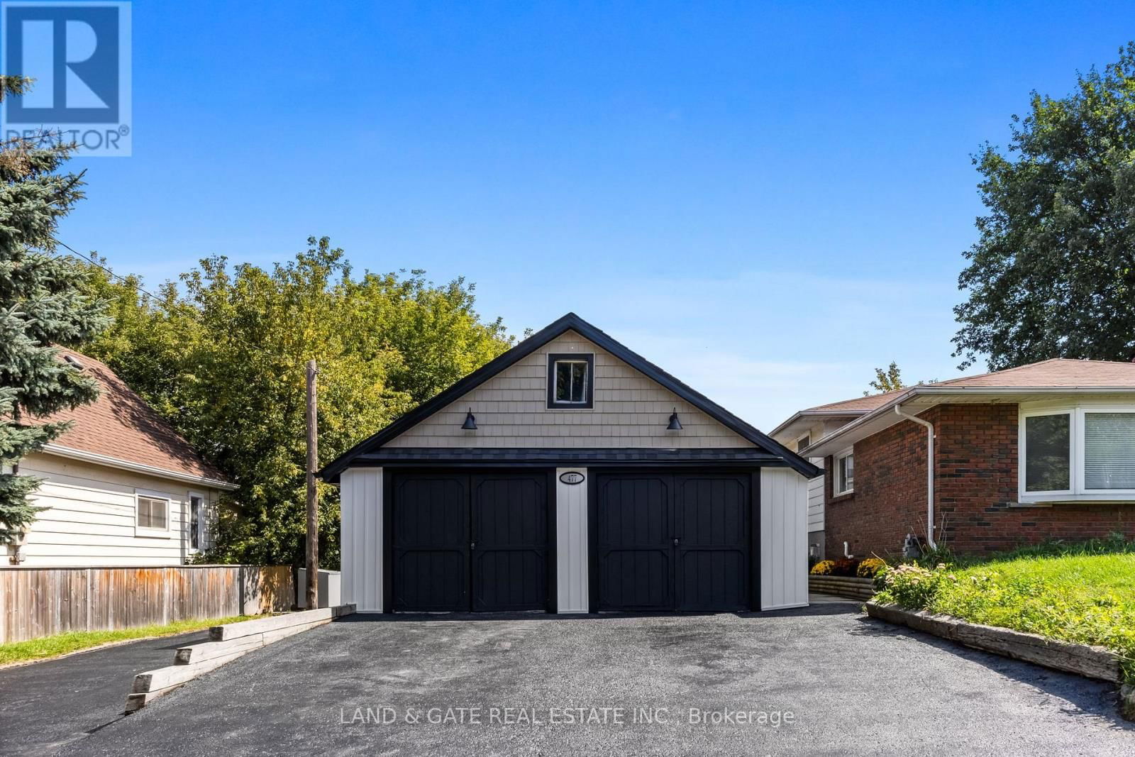4 - 477 MONTRAVE AVENUE Image 15