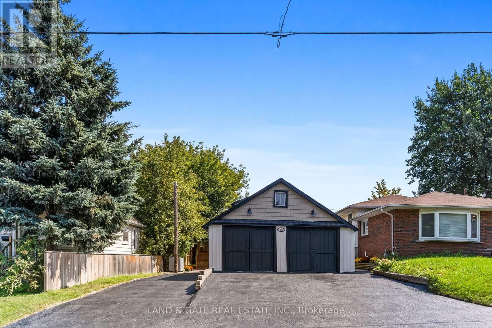 4 - 477 MONTRAVE AVENUE Image 21