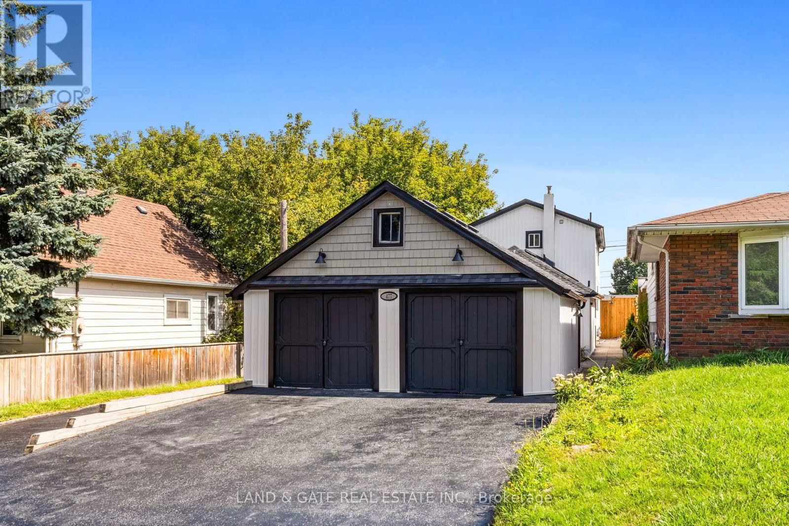 4 - 477 MONTRAVE AVENUE Image 23