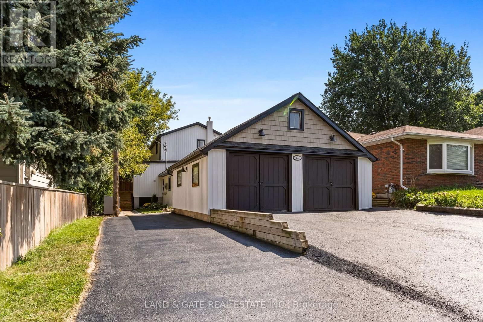 4 - 477 MONTRAVE AVENUE Image 24