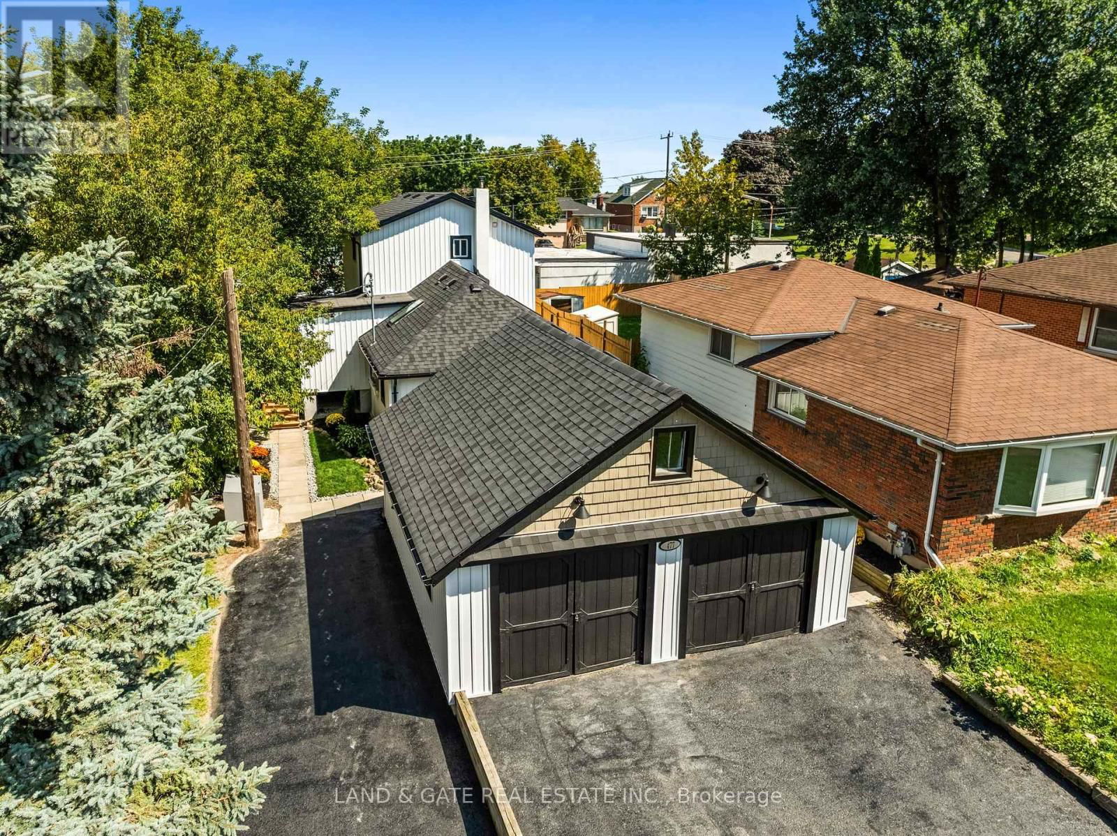 4 - 477 MONTRAVE AVENUE Image 34