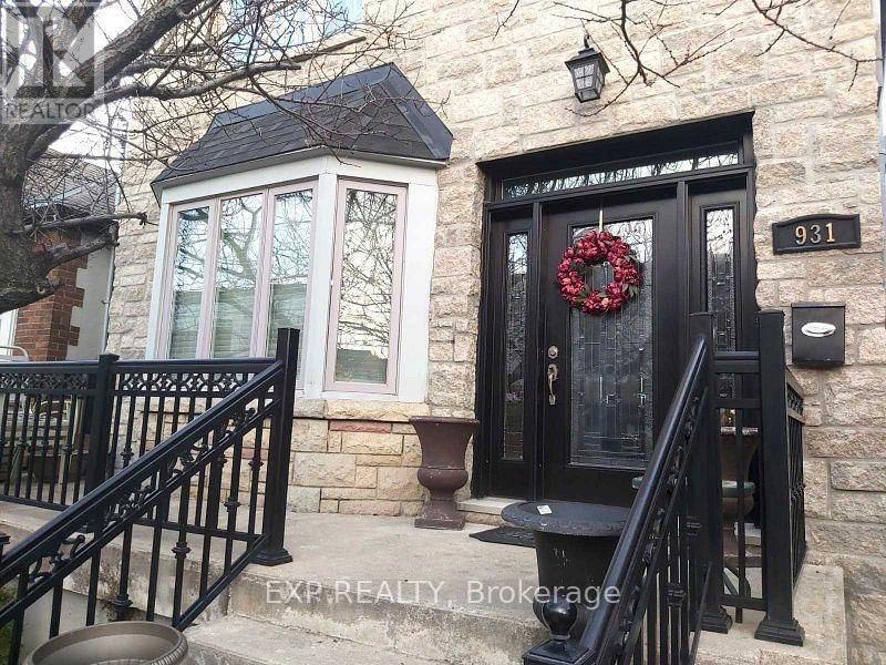 Lower - 931 PAPE AVENUE Image 6