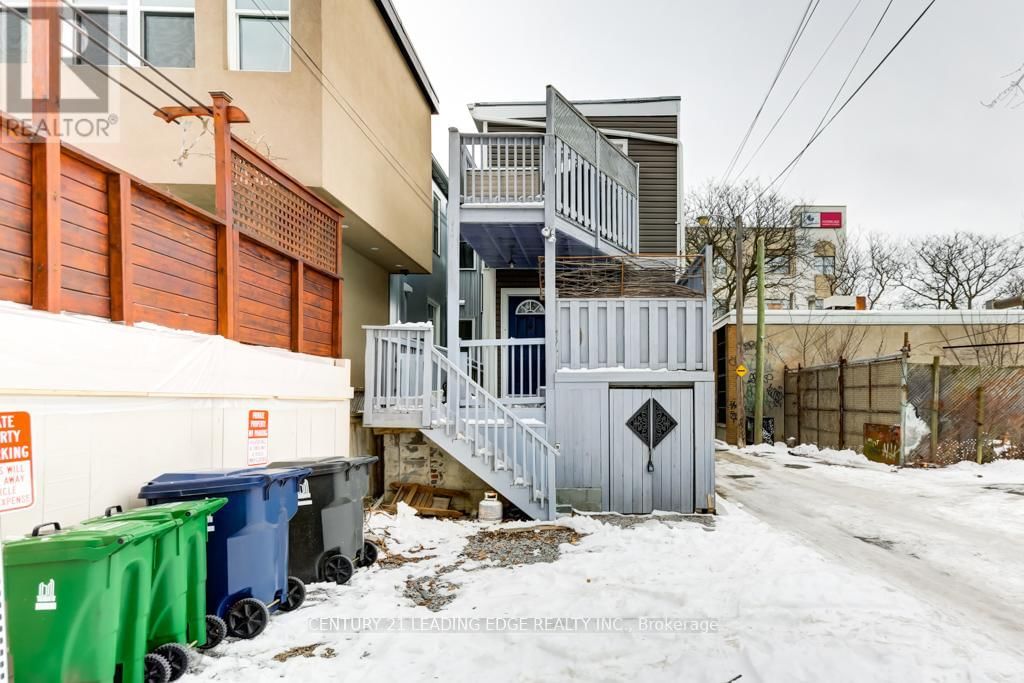 Lower - 104 LESLIE STREET Image 20